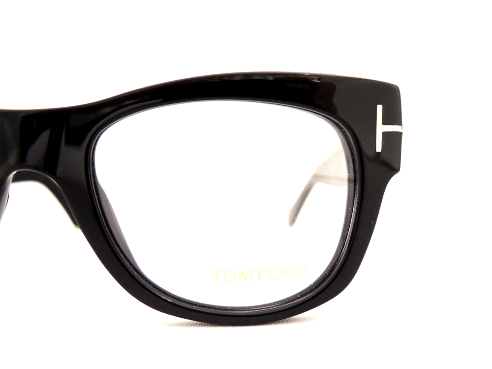 TOM FORDトムフォード TF-5040 眼鏡黒 付属品完備 多数芸能人着用