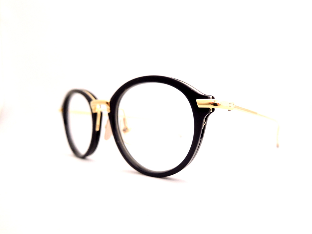 Thom brown ゴールド 眼鏡　メガネ TB 011 GOLD20000円で購入出来ませんか